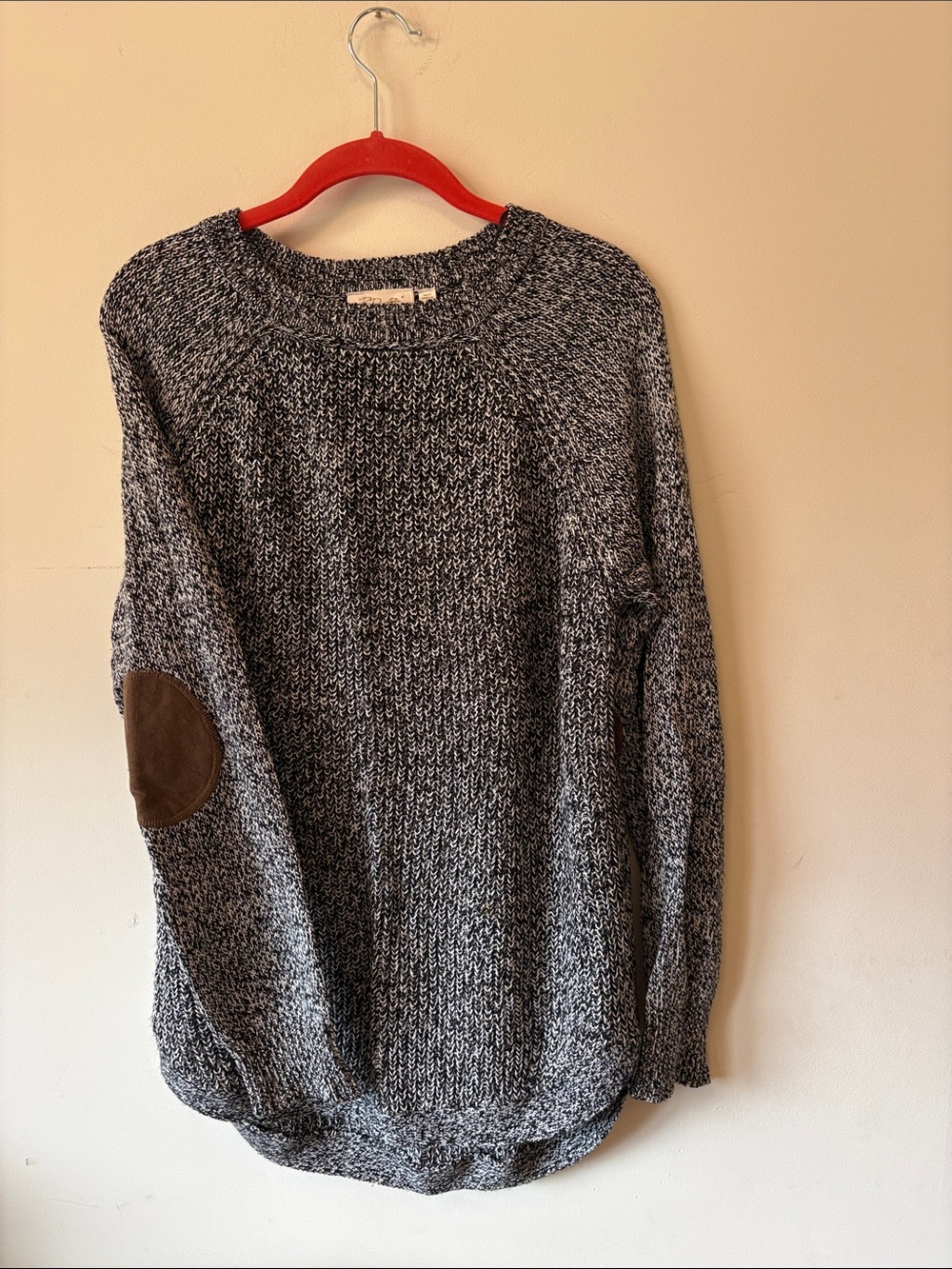 RD Style Marled black Crewneck Sweater with Brown Elbow Patches